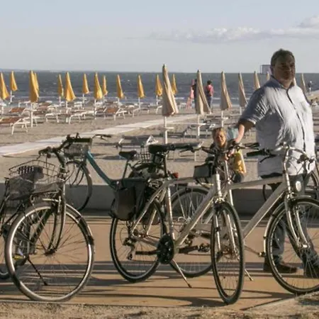 Bright Flat 30mt From The Apartment