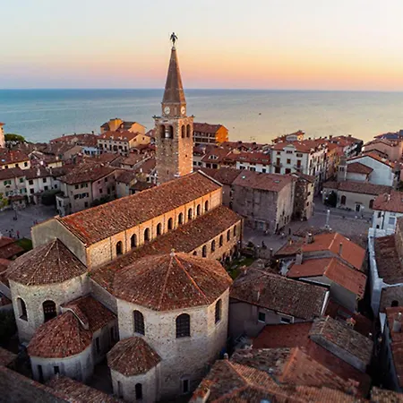 Apartament Bright Flat 30mt From The